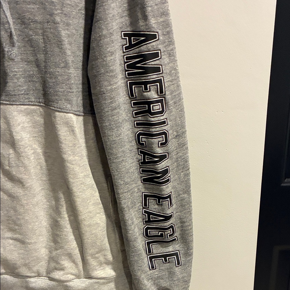 American Eagle Outfitters Two-Tone Gray Hoodie - Picture 4 of 6